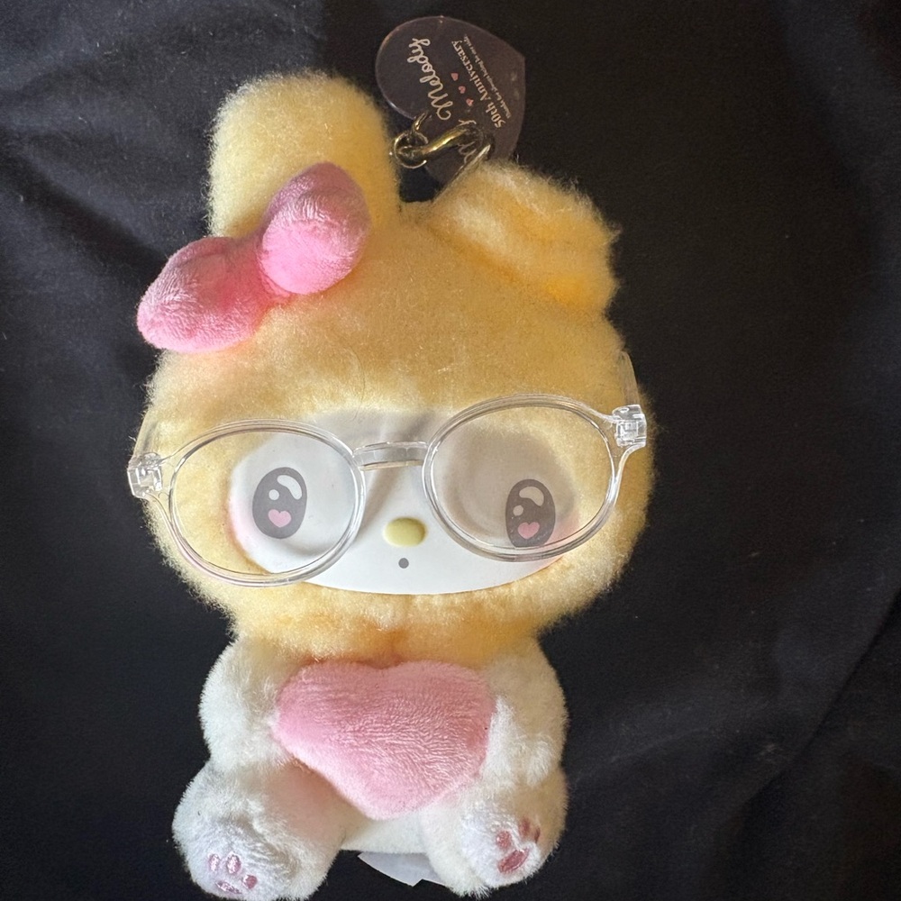 My melody too toy 50th anniversary plush keychain pendant in yellow with glasses